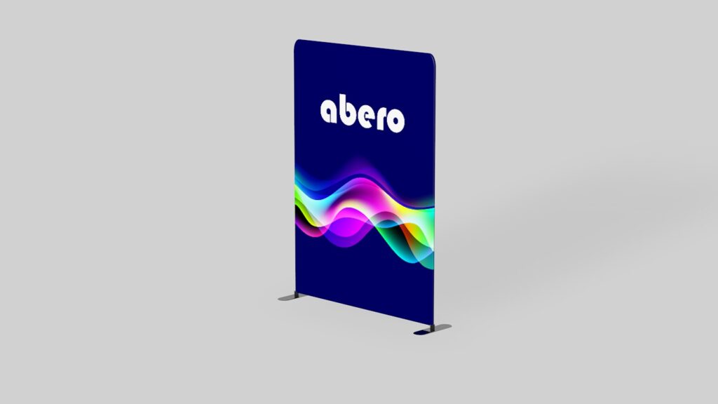 Wizualizacja modelu v02 ścianki tekstylnej Revo marki Abero z efektowną, kolorową grafiką na granatowym tle.